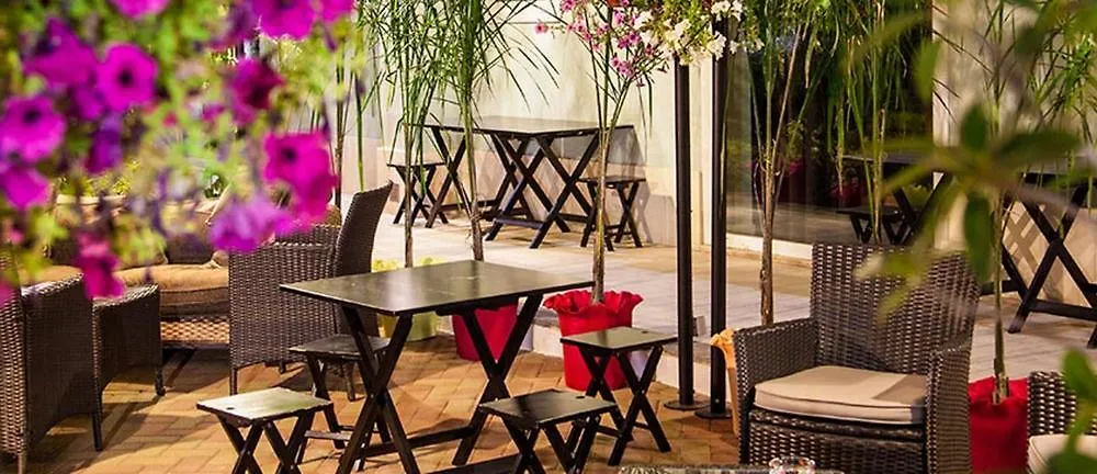 Hotel Pacla Avola