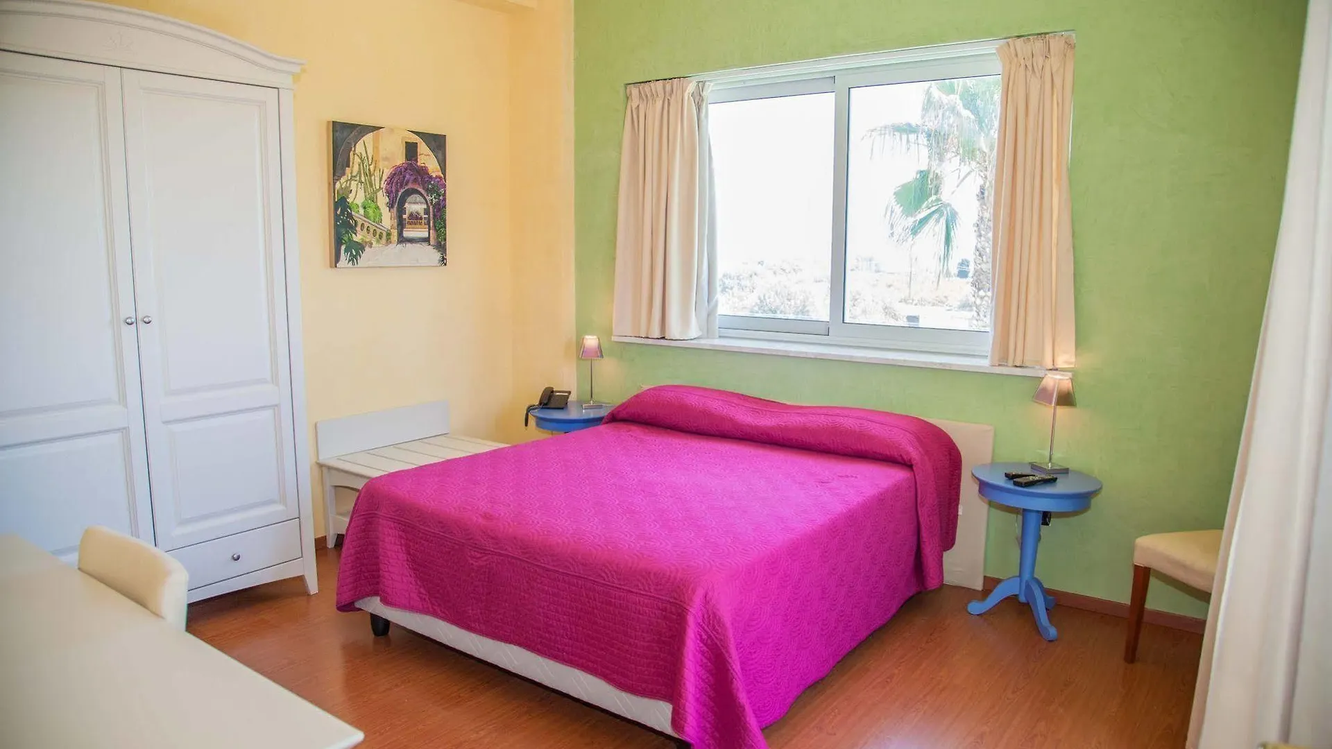 ****  Hotel Pacla Avola Italy